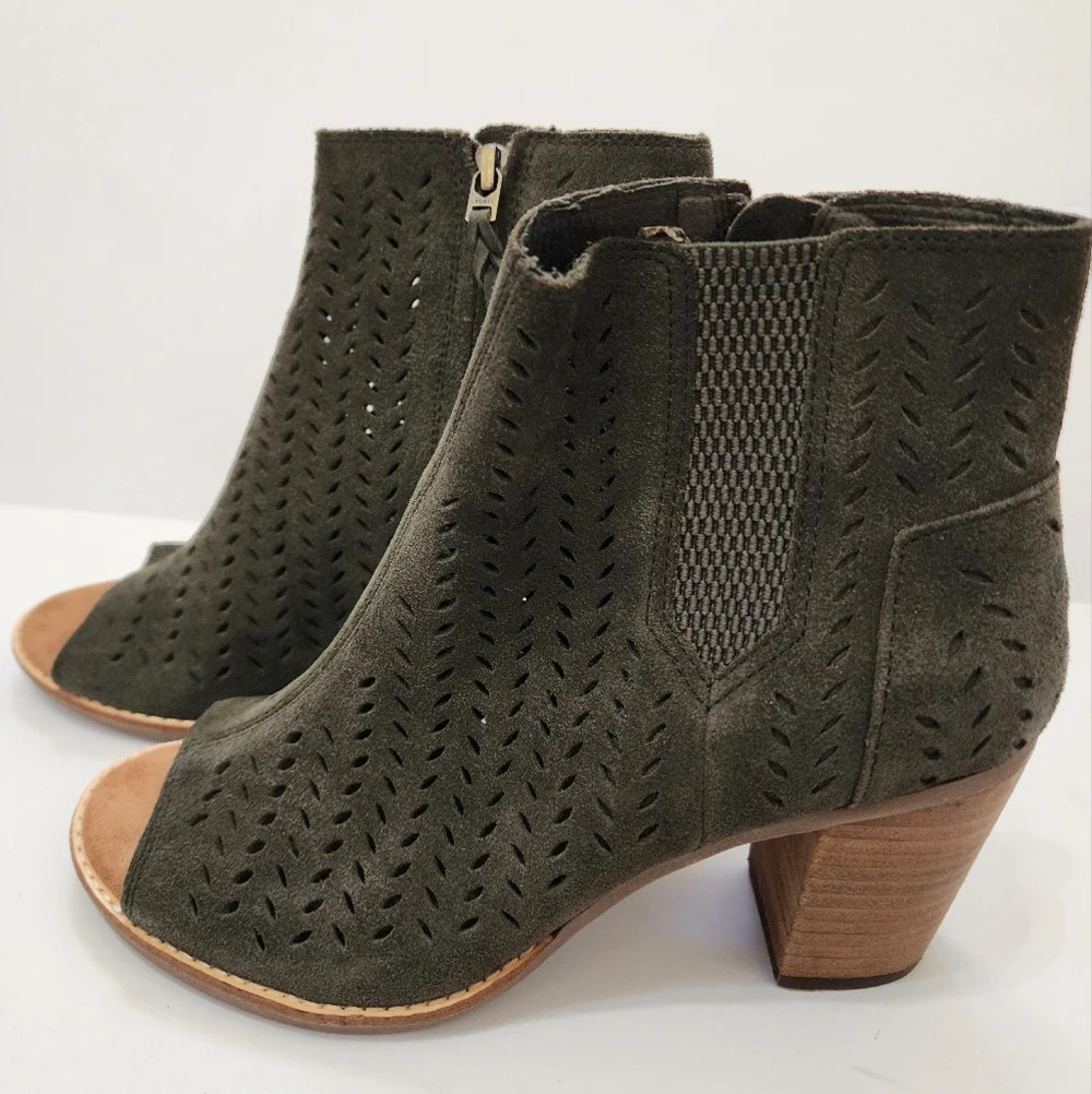 Toms Majorca Peep Toe Booties Olive Green Perforated Size 8.5 - Picture 5 of 11